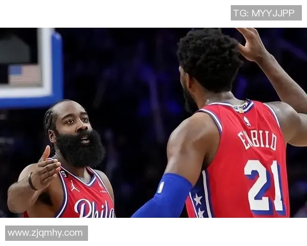 凯恩场上行为引发球迷热议 其举动是否适当成为焦点讨论 凯恩场上行为引发球迷热议 其举动是否适当成为焦点讨论